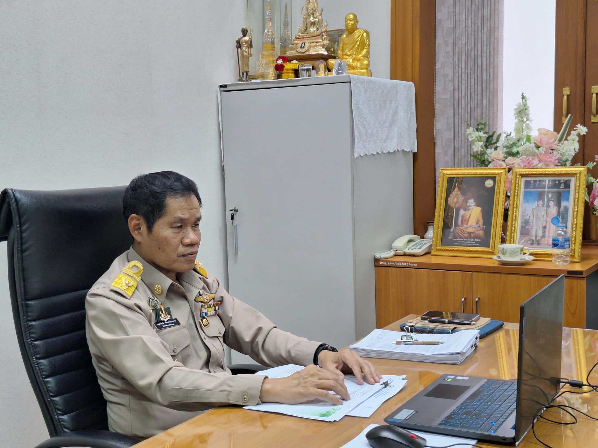 title - ผู้ตรวจราชการ ส.ป.ก. ร่วมประชุมคณะทำงานสรรหาปราชญ์เกษตรของแผ่นดินระดับเขต ประจำปี 2569 เขตตรวจราชการที่ 13 ผ่านระบบประชุมทางไกลออนไลน์ โดย Application Zoom Meeting